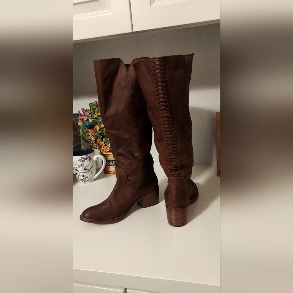 Lucky Brand W 8 Mid Calf Braided Boot *LIKE NEW